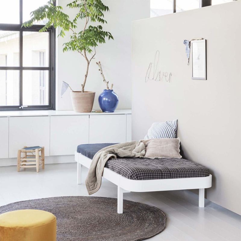 Oliver Furniture Wood Lounger Bett Weiß 90x200 cm
