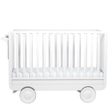 Laurette La Roulotte Babybett Gitterbett auf Rollen