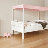 Isle of dogs bed canopy piquée white