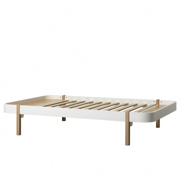 Oliver Furniture Wood Lounger Bett Weiß/Eiche 120x200 cm