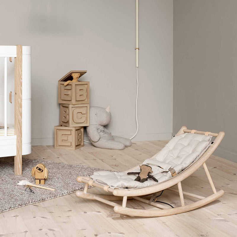 Oliver Furniture Wood Baby- und Kleinkindwippe Eiche/Natur