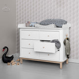 Oliver Furniture Wood chest of drawers with 6 drawers white/oak + large changing table